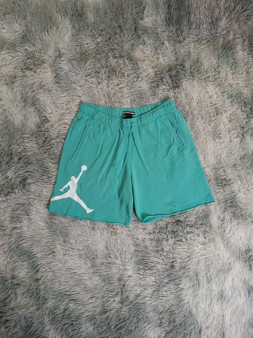 Jordan Essentials Fleece Short ( Washed Teal) (Category: Shorts) located in Mandaluyong City. Submitted by retro.199x (Listing ID 1460406732, Image 1). Description: SIZE LARGE ON TAG Waist: 33-39 Length: 18 Thigh: 14.5 Leg Opening: 12.5 EXCELLENT CONDITION.