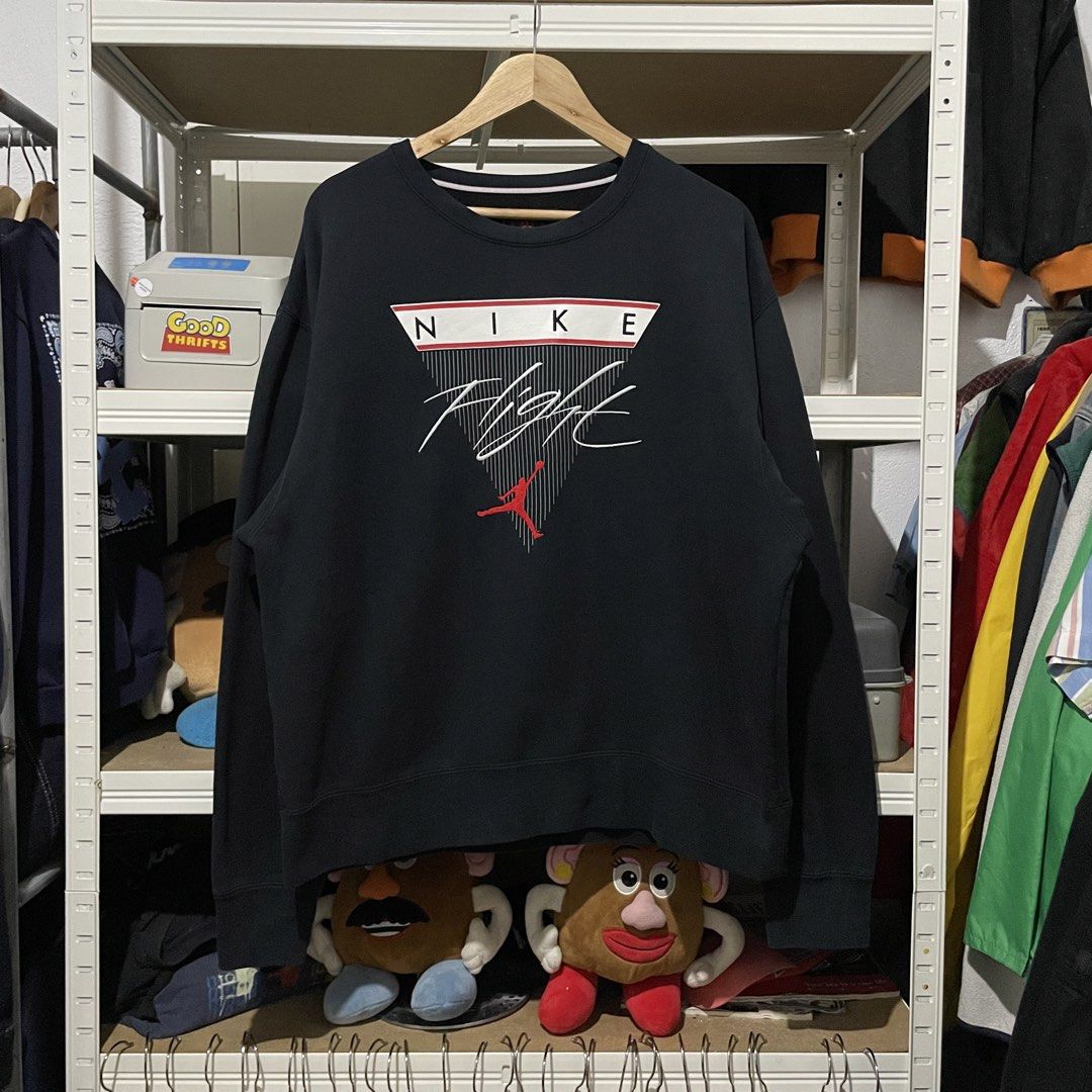 Jordan Flight Pullover 25 x 26.5 (Category: Hoodies) located in Porac. Submitted by good.thriftsph (Listing ID 1460487504, Image 1). Description: XXL on tag Can be a goood fit to Large to XL based on Dimensions 8.5/10 color Very Good Condition Authentic Jordan Gcash •JNT •Porac Pampanga .