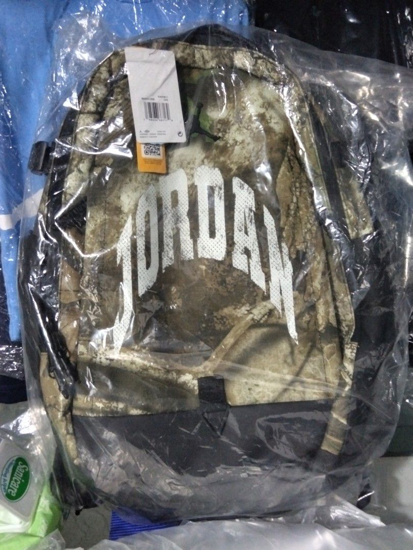 Jordan Real Tree backpack Authentic Brand New (Category: Backpacks) located in Pasay City. Submitted by jerome23 (Listing ID 1460340448, Image 1). Description: brand new with tag 💯,% Authentic.