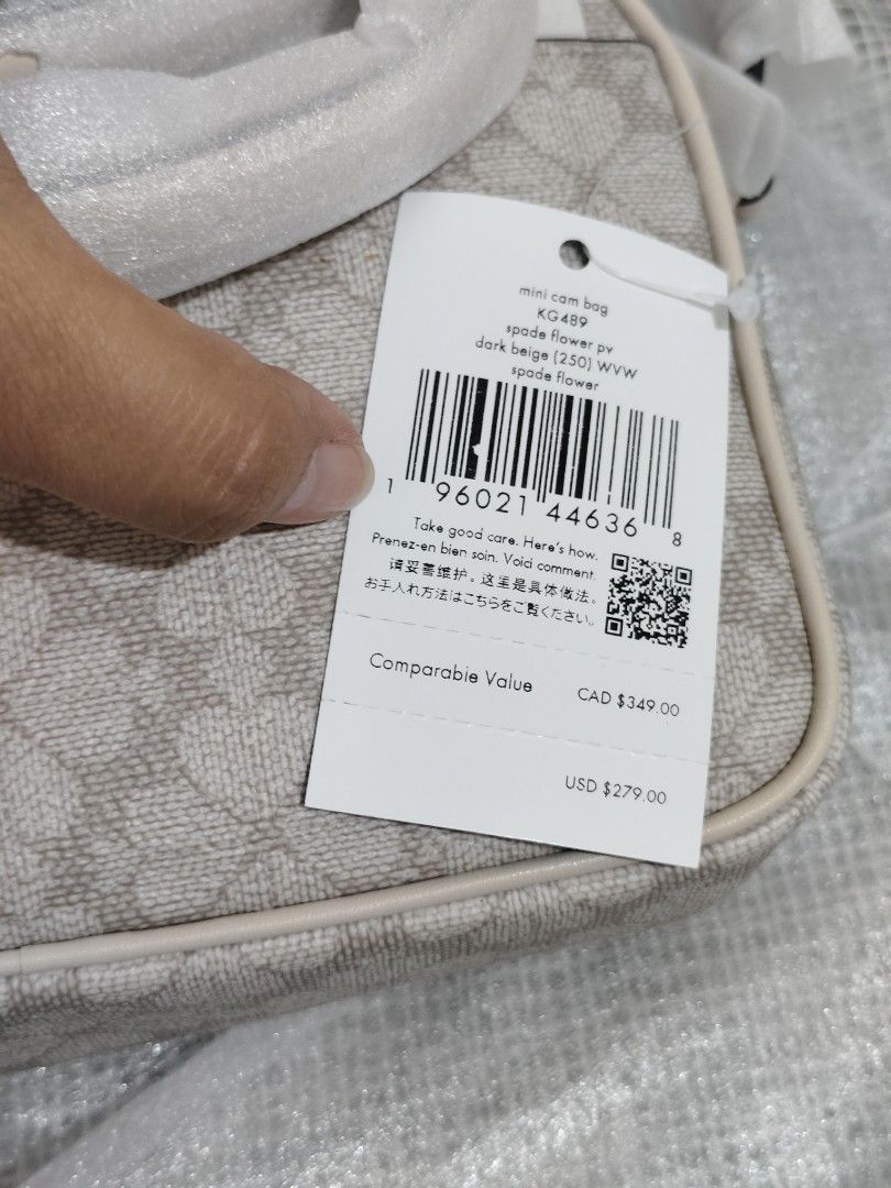 Kate Spade Mini Camera Bag Spade Flower Beige (Category: Cross-body Bags) located in Davao. Submitted by ranne11 (Listing ID 1460344956, Image 3). Description: Brand-new sealed onhand .