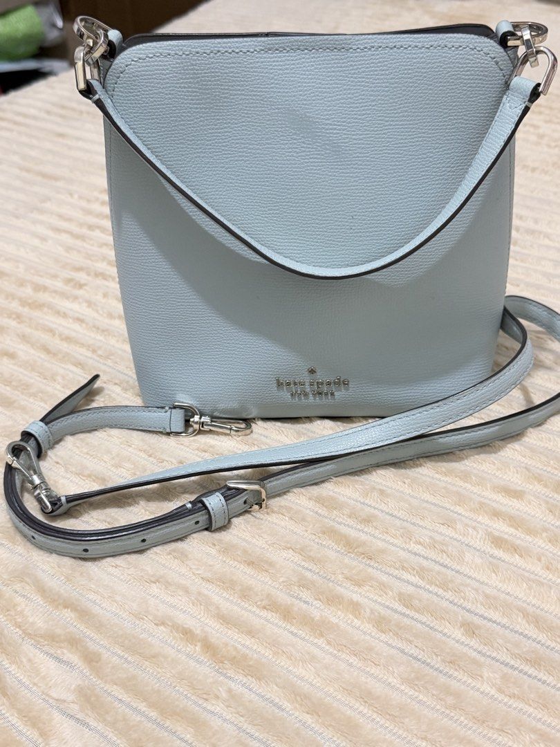 Kate Spade Small Bucket Bag (Category: Cross-body Bags) located in Manila. Submitted by cloemae (Listing ID 1460357036, Image 3). Description: 100% Authentic With minimal issue Negotiable.