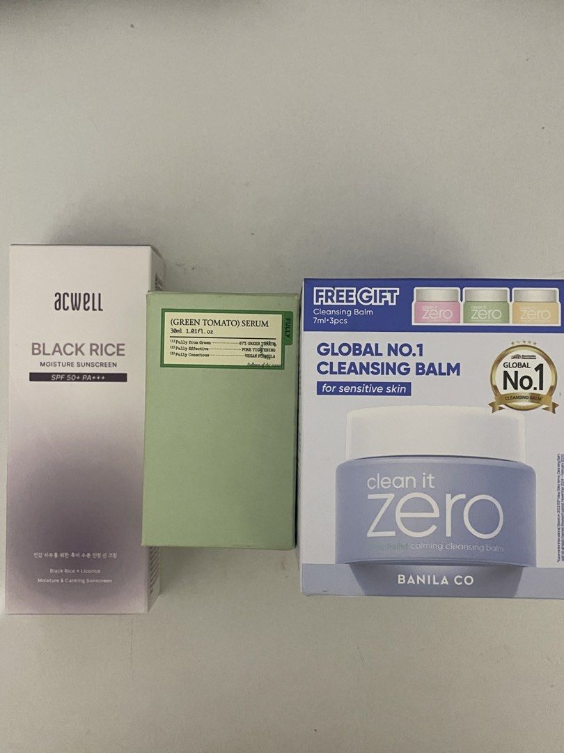 Kbeauty Sets (Category: Face Care) located in Manila. Submitted by shopby_you (Listing ID 1460412110, Image 1). Description: .