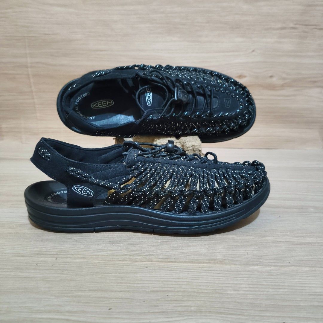 KEEN UNEEK BLACK/SILVER Womens (Category: Sandals) located in Marikina City. Submitted by thrift.ni.furugi (Listing ID 1460305395, Image 2). Description: A unique cord construction adapts this sporty sandal to the shape of your foot, providing both comfort and stability. KEEN's anatomically designed footbed and high-traction rubber sole support and stabilize footing as you enjoy the great outdoors. size for womens.