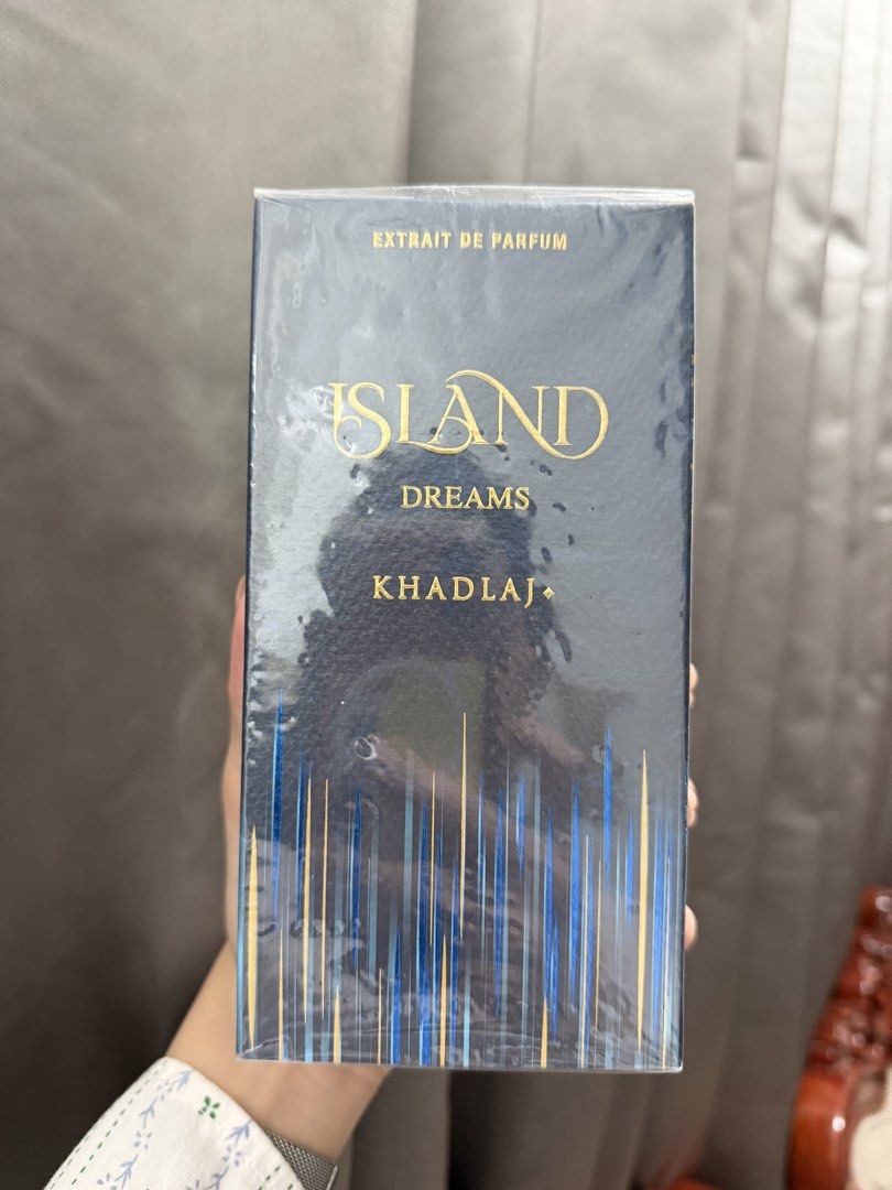 Khadlaj Island Dreams (Category: Fragrance & Deodorants) located in Paranaque City. Submitted by jesspasabuy (Listing ID 1460466990, Image 1). Description: LV SYMPHONY-INSPIRED SCENT A fresh, bright & luxurious scent inspired by the iconic Louis Vuitton Symphony ✔️ Brand new ✔️ Fresh from Doha 🇶🇦 ✔️ On hand & ready to ship.