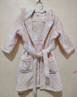 (Category: ) located in . Submitted by forthriftstorewarriors (Listing ID 1460416415, Image 1). Description: .