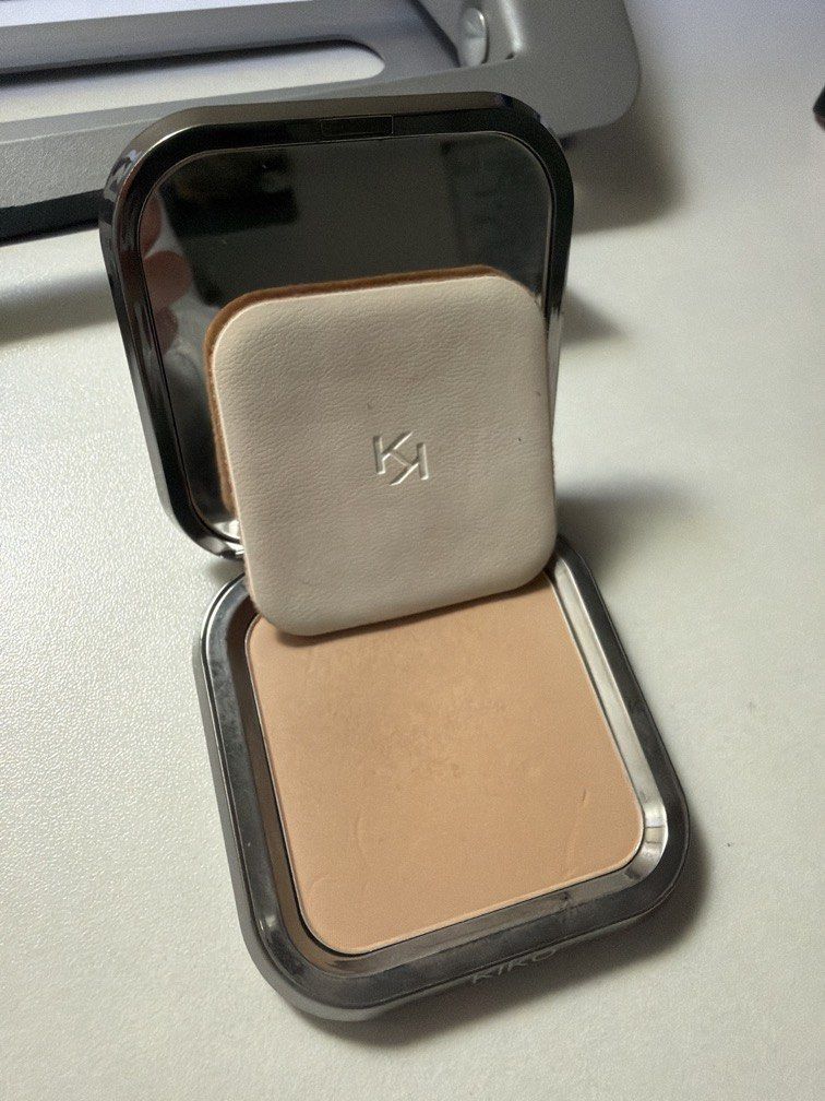 KIKO MILANO PRESSED POWDER (Category: Makeup) located in Manila. Submitted by zeahskloset (Listing ID 1460448593, Image 2). Description: .