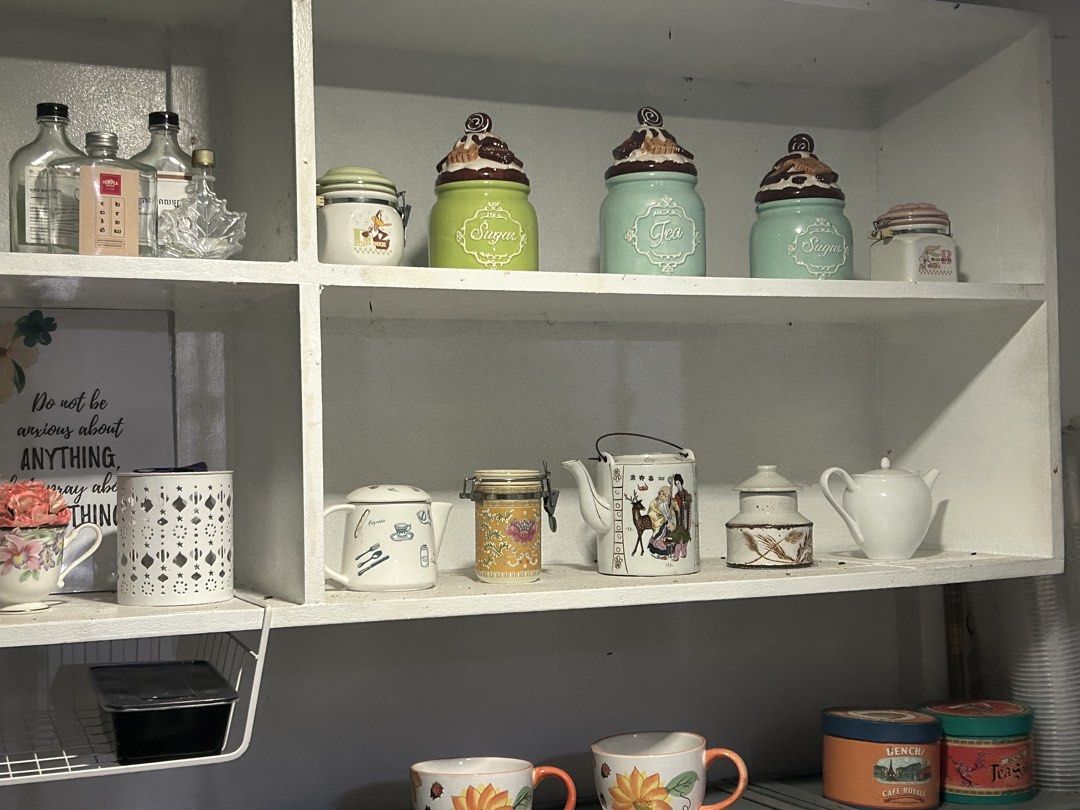 Kitchen Decor (Category: Other Home Decor) located in Pasig City. Submitted by mixpicks (Listing ID 1460407487, Image 1). Description: Take All decors inside the cabinet!.