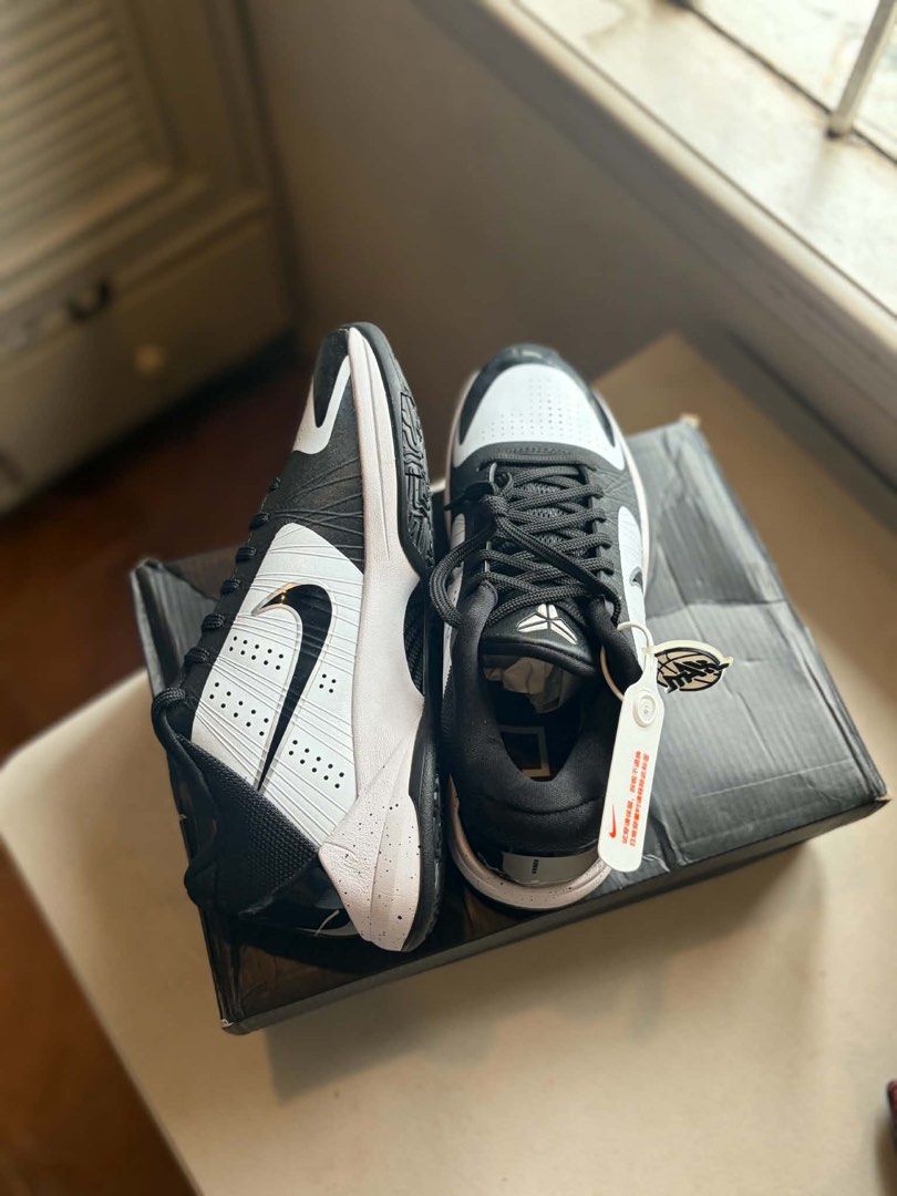 Kobe V Protro “Panda” (Category: Casual Shoes) located in Imus. Submitted by leesamuelmndz04 (Listing ID 1460350708, Image 3). Description: For Sale Kobe V Protro “Panda” UA Pair MAX BATCH Size US 8 | EUR 41 Price: 2,499 Location: Cavite.
