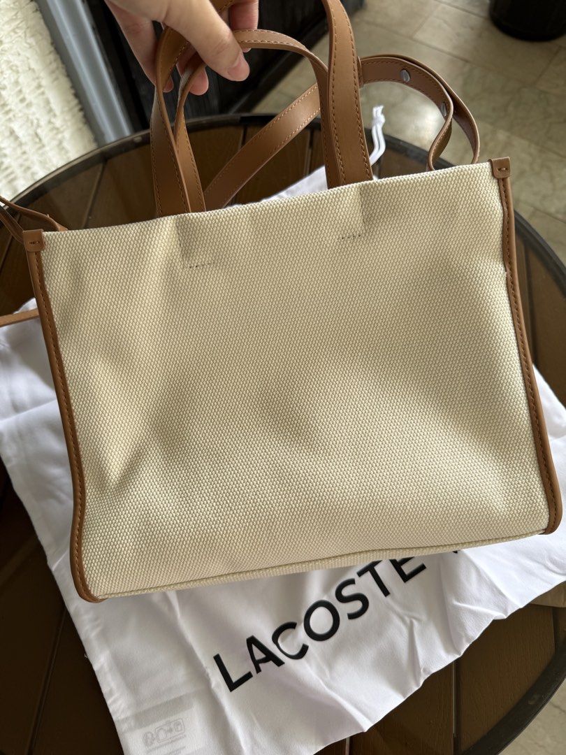Lacoste Canvas Tote Bag in small size (Category: Tote Bags) located in San Leonardo. Submitted by iluvkopiii (Listing ID 1460331595, Image 3). Description: Brandnew and authentic lacoste heritage canvas tote bag. Complete with tag & plastic.