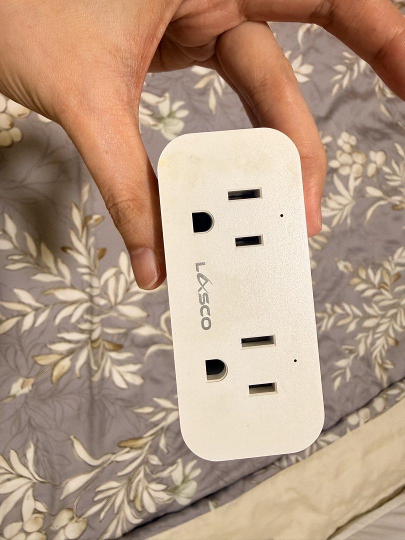 LASCO Wifi Dual Plug (Category: Electrical, Adaptors & Sockets) located in Manila. Submitted by k0701_01 (Listing ID 1460421710, Image 2). Description: - working - rfs: move out.