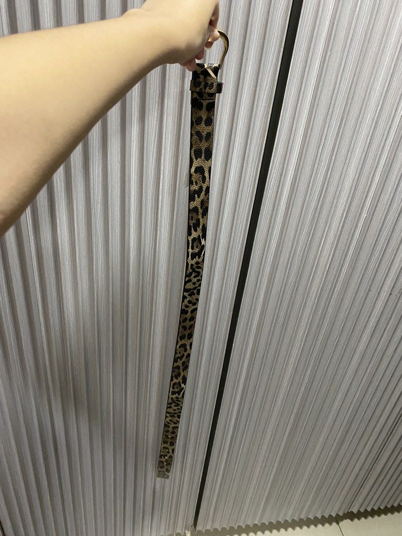Leopard Print Belt with Gold Buckle (Category: Belts) located in Quezon City. Submitted by asztn (Listing ID 1460465423, Image 1). Description: Terranova leopard print belt Thin Fits xs-s.