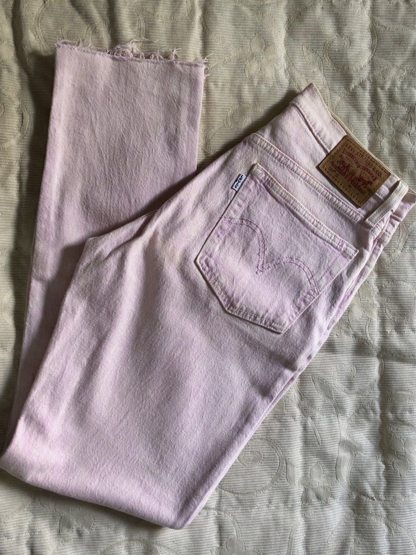Levi’s 501 jeans (Category: Jeans) located in Zamboanga. Submitted by annjilhani14 (Listing ID 1460398429, Image 1). Description: Levi’s 501 jeans +sf.