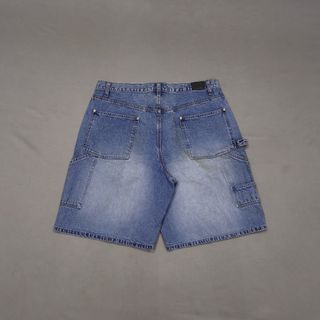 (Category: ) located in . Submitted by greedthrift.00 (Listing ID 1460438779, Image 1). Description: .