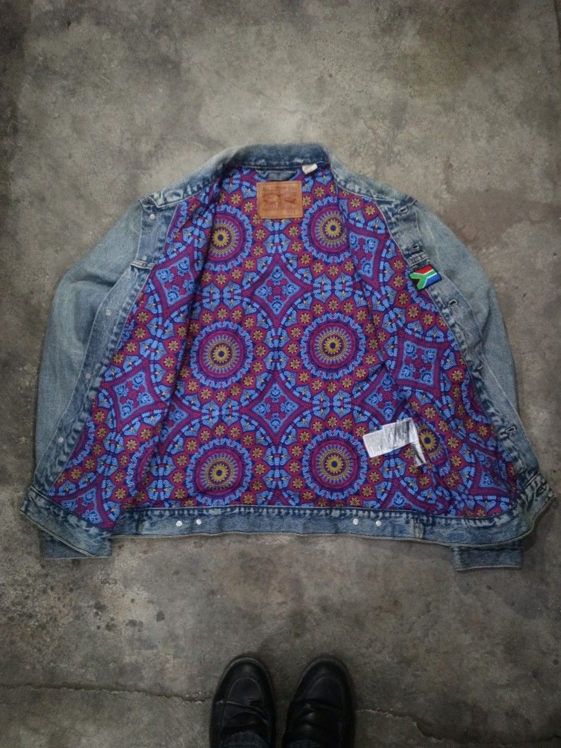 LEVI'S TYPE 3 MODERN TRUCKER JACKET (Category: Coats, Jackets and Outerwear) located in Zamboanga. Submitted by vintagehistory (Listing ID 1460488616, Image 2). Description: W-23 L-27 Sleeve-26.5 Color rate- 8/10 Condition 9/10 some parts of fade sign of usage but minimal.