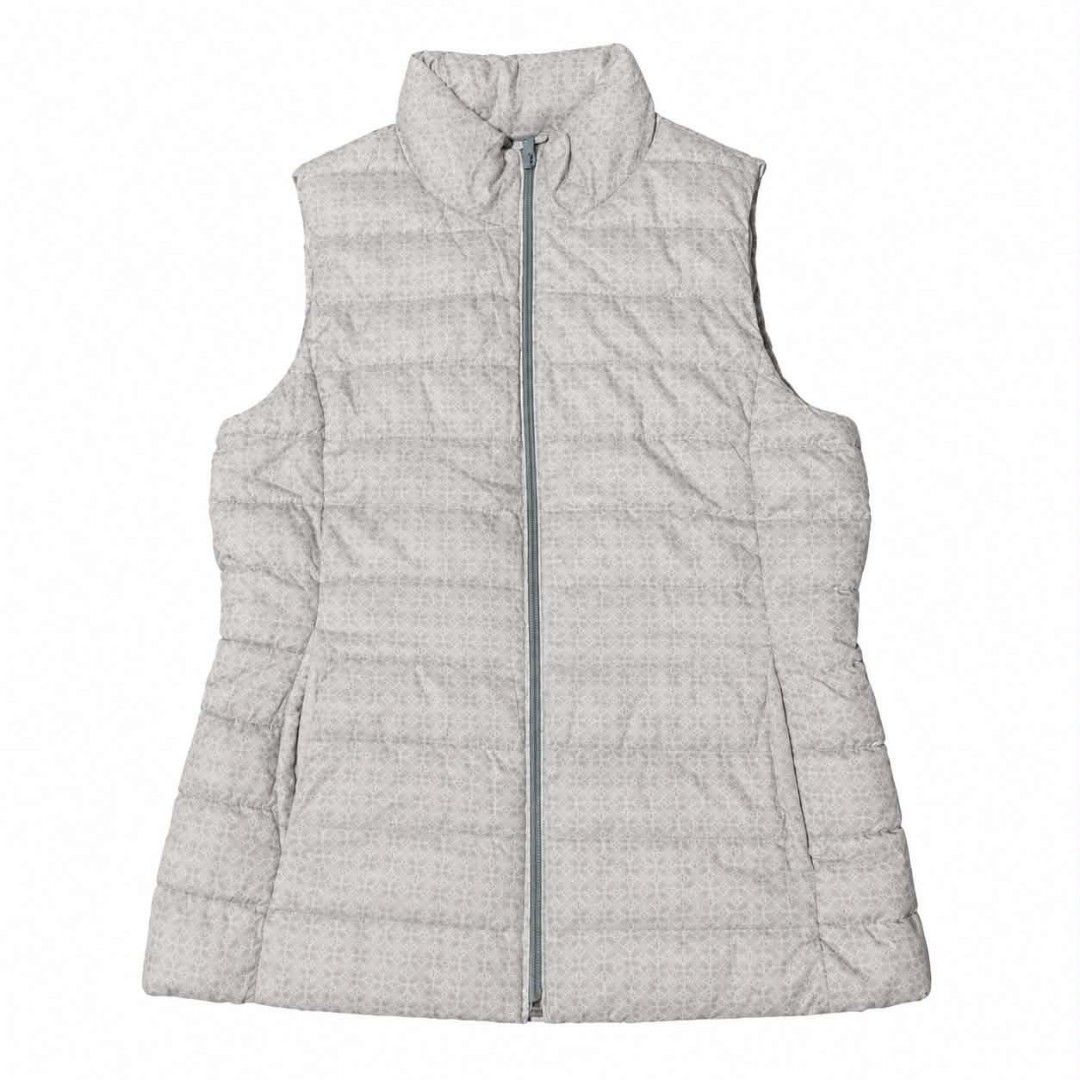 Lightweight Puffer Vest with Geometric Pattern (Category: Coats, Jackets and Outerwear) located in Manila. Submitted by chieezz (Listing ID 1460458483, Image 1). Description: - Lightweight puffer vest - Subtle all-over geometric pattern - Stand-up collar - Full zip front - Two side pockets - Ideal for layering on cooler days - Easy to pack and carry.
