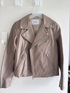 （分類：）位於 。 由 brandlover316 提交（商品編號 1460324957，圖片 1）。簡介： 。