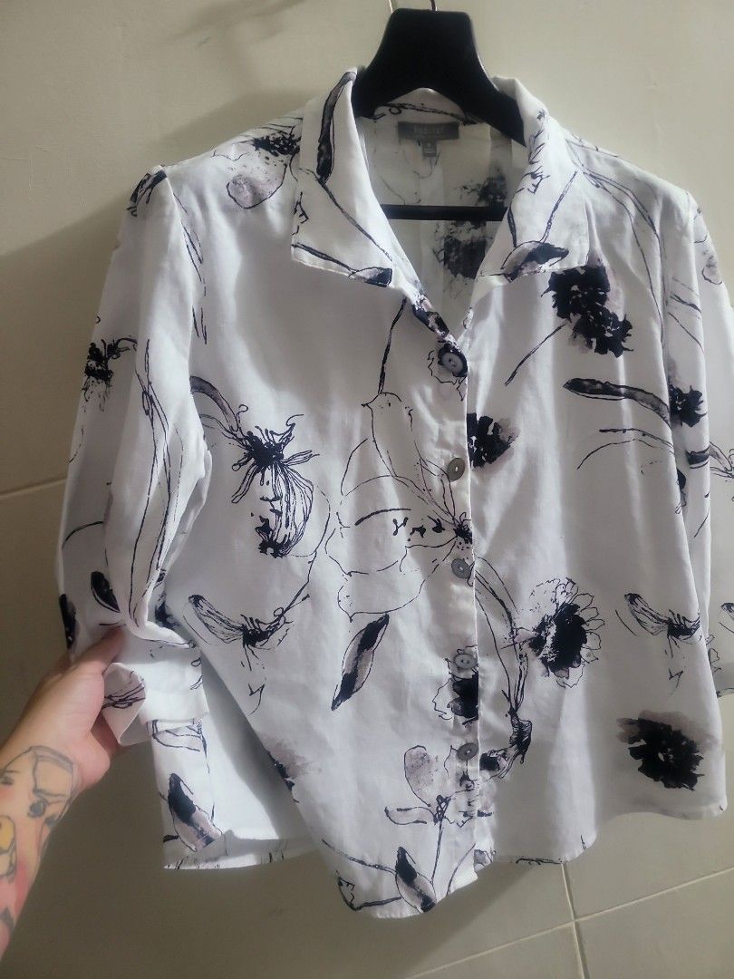 LINEN 80% Habitat Top (Category: Blouses) located in Los Banos. Submitted by lopecruz (Listing ID 1460450133, Image 3). Description: 80%Linen 21"armpit laid flat 23"length like new no flaws M-L.