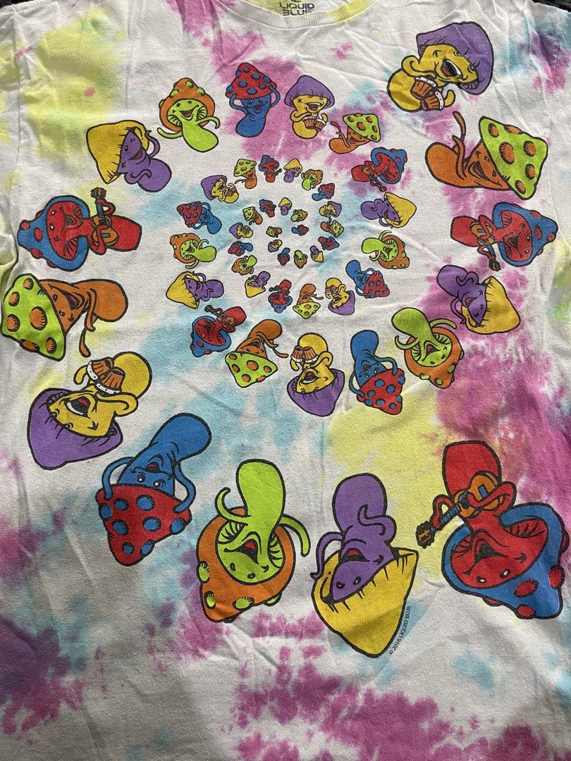 Liquid blue mushroom (Category: Tshirts & Polo Shirts ) located in San Jacinto. Submitted by clothcartelph (Listing ID 1460454419, Image 2). Description: SHROOMS LIQUID BLUE SIZE: LARGE DIMES: 21/28 WIDTH: 21 LENGTH: 28 ISSUE: ~ COLOR RATE: 9.7/10 CONDITION: EXCELLENT TO NEW .