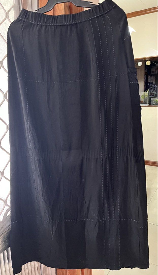 Long skirt garterized (Category: Skirts) located in Bacoor. Submitted by ayit. (Listing ID 1460507124, Image 2). Description: Small-med fit japan gling 27-29 fit garterized .