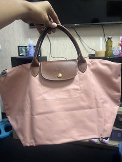 (Category: ) located in . Submitted by mybag2025 (Listing ID 1460472074, Image 1). Description: .