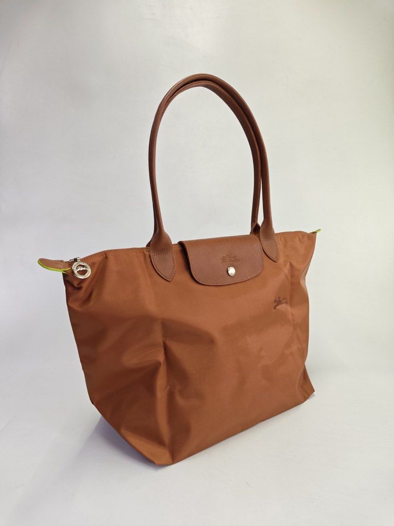 ❤️Longchamp LLH Club - Cognac (Category: Tote Bags) located in Quezon City. Submitted by asrcollections (Listing ID 1460378516, Image 2). Description: Onhand and ready to ship or lalamove.