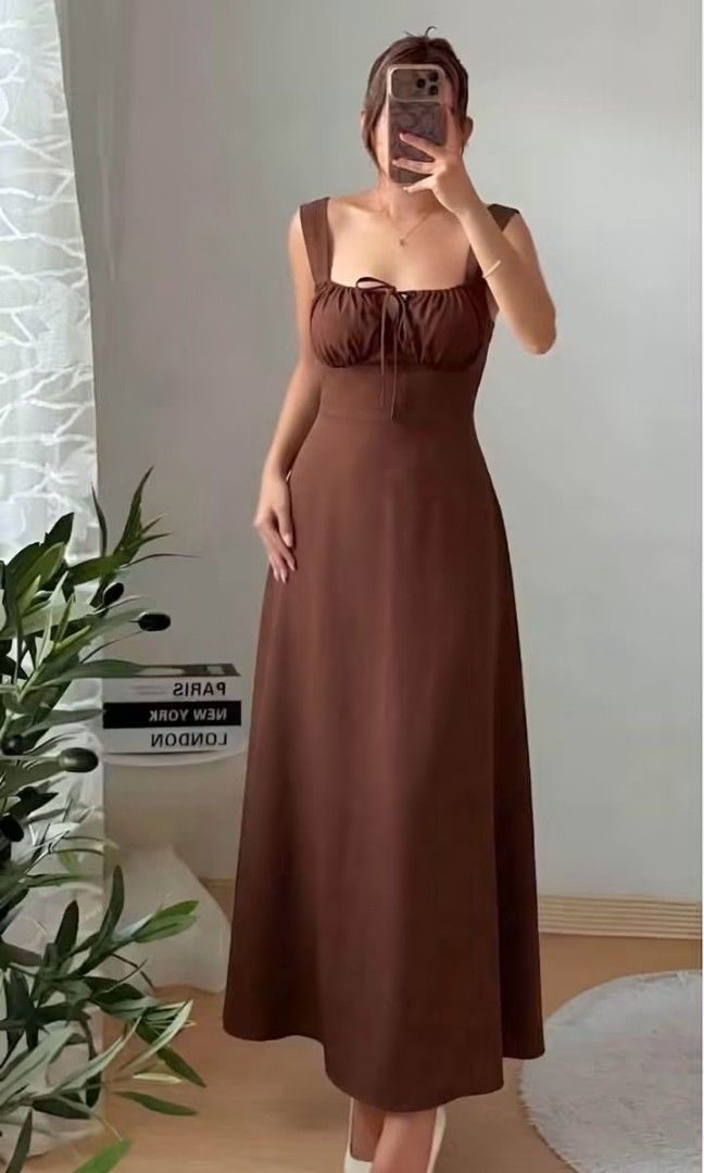 LORRAIN PLAIN MAXI DRESS (Category: Dresses) located in Cainta. Submitted by agirlnamedkatkatII (Listing ID 1460356070, Image 2). Description: LORRAINE PLAIN MAXI DRESS P320.00 FREESIZE CAN FIT FROM SMALL-SEMI LARGE FABRIC: CREPE FABRIC NOTE: PLEASE PROVIDE 2ND AND 3RD COLOR OPTIONS.