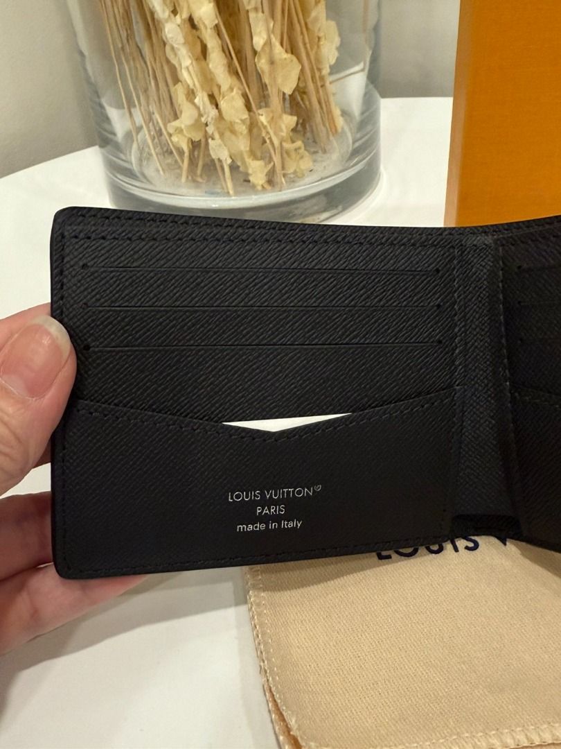 Louis Vuitton Monogram Eclipse Bifold Wallet (Category: Luxury Bags & Wallets) located in Las Pinas. Submitted by happystar_cac724 (Listing ID 1460400566, Image 2). Description: Brand new Louis Vuitton M62294 Portefeuille Slender wallet Comes complete Php 30k only.