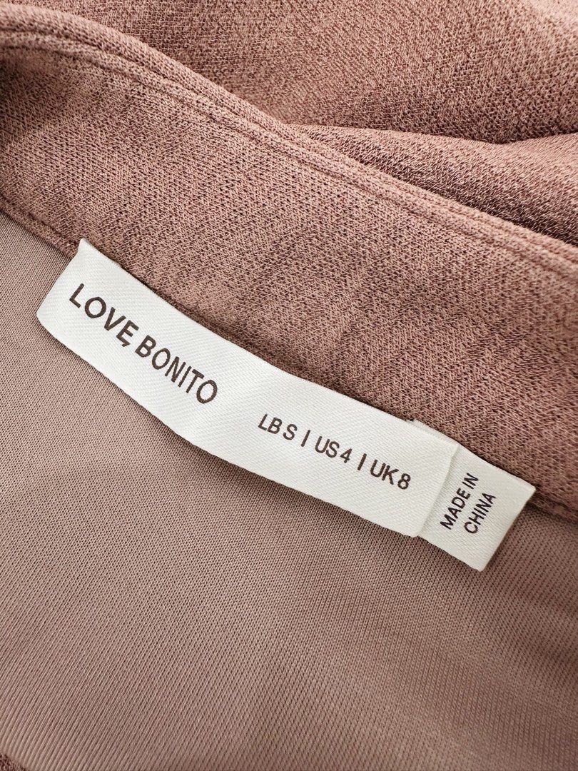 Love Bonito Pink Vest (Category: Sleeveless) located in Paranaque City. Submitted by kokoclosets (Listing ID 1460466838, Image 3). Description: Bought in Love Bonito Hong Kong! Never worn😊.