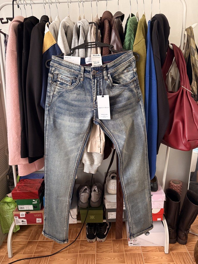 LOW RISE DENIM JEANS (Category: Jeans) located in Cabuyao City. Submitted by sweethriftph (Listing ID 1460413999, Image 1). Description: ⭐️ 28-30 ⭐️ bought in US may tag pa from marshalls ⭐️Length 39 perfect for 5’ - 5’3 📍 Cabuyao, Laguna 🚚 JNT or Lalamove.