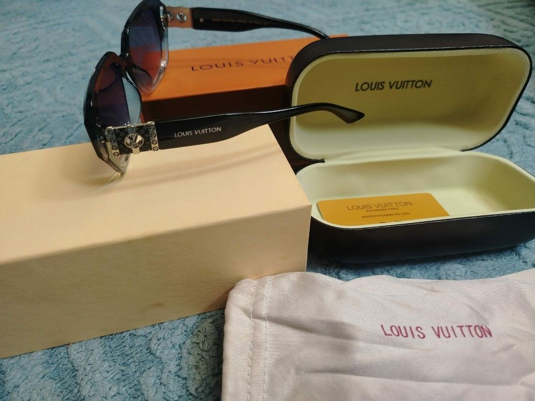 LUIS VUITTON SUNGLASSES JAPAN SURPLUS (Category: Sunglasses & Eyewear) located in Cagayan de Oro. Submitted by littlebabyscarrier (Listing ID 1460479343, Image 2). Description: Louis Vuitton sunglasses. Authentic luxury items typically follow strict quality, material, and packaging standards. There are several inconsistencies present that differ from genuine production: Key Red Flags Packaging Material & Font: Genuine Louis Vuitton orange gift bo