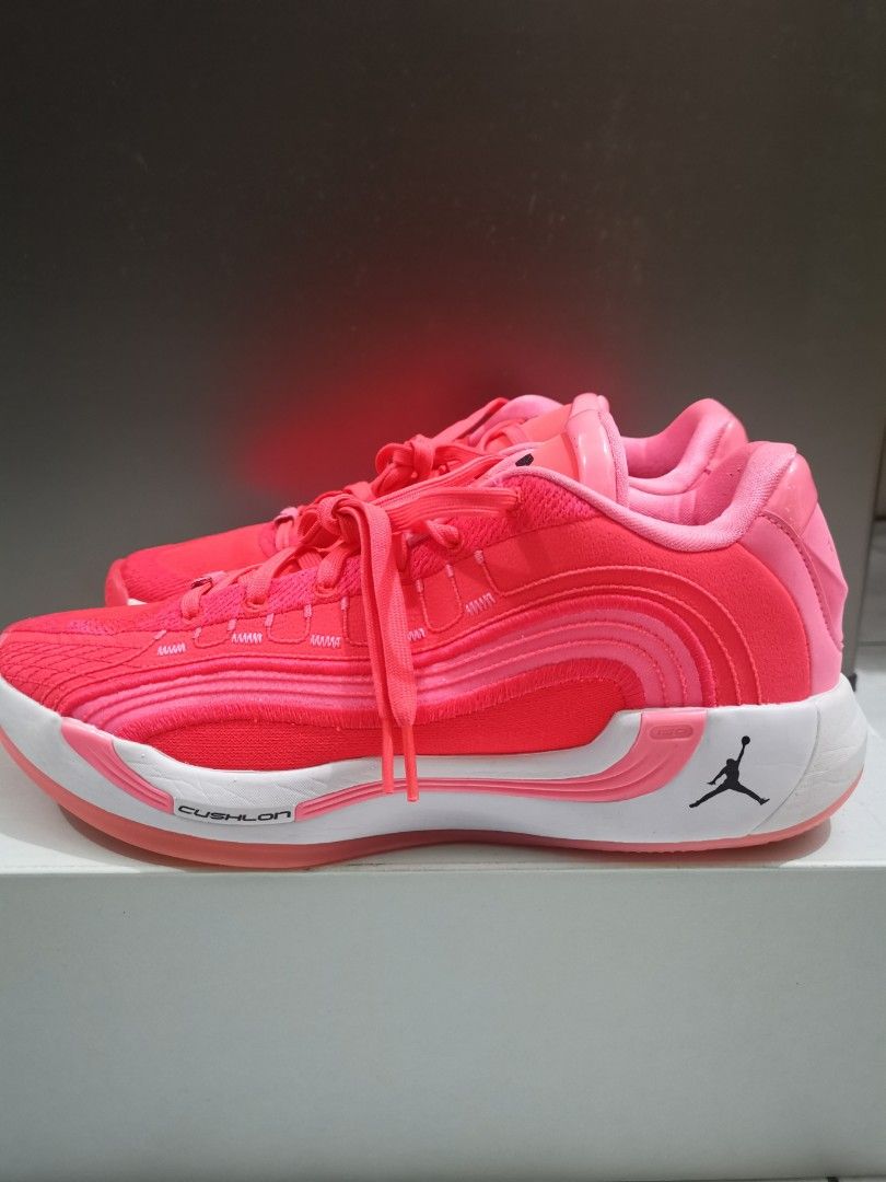Luka 4 (Category: Sneakers) located in Paranaque City. Submitted by melodybala13770 (Listing ID 1460380451, Image 1). Description: Orig Used Complete with original box.