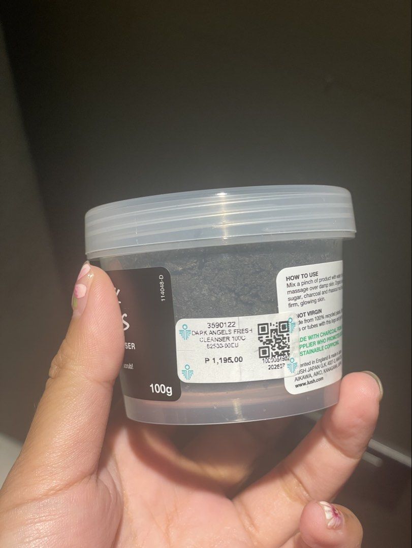 LUSH Dark Angels Fresh Cleanser (Category: Face Care) located in Quezon City. Submitted by lisadeclutters (Listing ID 1460465381, Image 3). Description: - LUSH Dark Angels Fresh Cleanser - Deeply cleanses excess oil and impurities - Contains charcoal and rhassoul mud for a powerful cleanse - Leaves skin soft and glowing - Enriched with organic avocado oil and organic cocoa butter - Size: 100g tub Just bought, used only a tiny pinch (see photo) pr