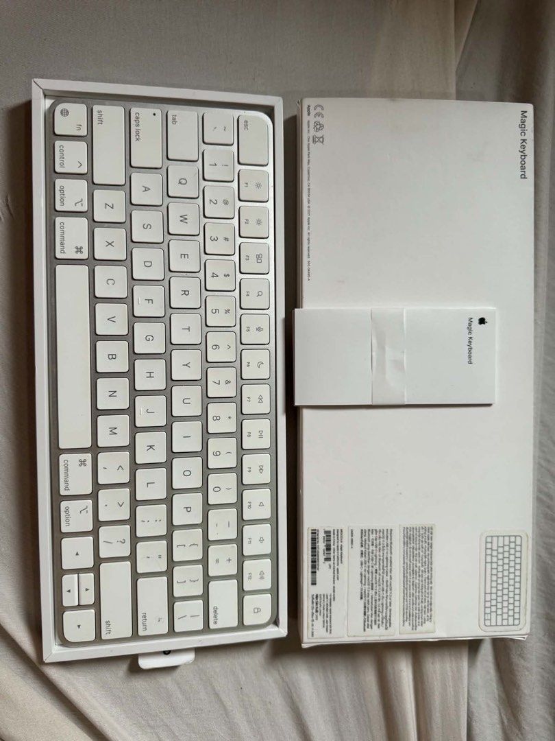 Magic Keyboard (Category: Computer Keyboard) located in Pasig City. Submitted by laurieleecurated (Listing ID 1460463486, Image 1). Description: Magic Keyboard ⌨️✨ Like new — only taken out to test and never really used. Selling for just ₱3,800 because the USB charging cable included was used for my iPhone. Keyboard is like new Barely used / tested only Letting go for ₱3,800 Letting this go since it’s not being used. Please check my other listing