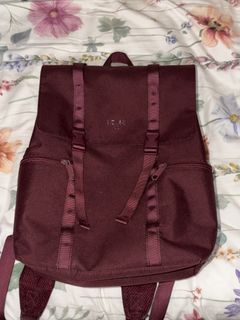 (Category: ) located in . Submitted by decluttering.mari (Listing ID 1460491744, Image 1). Description: .