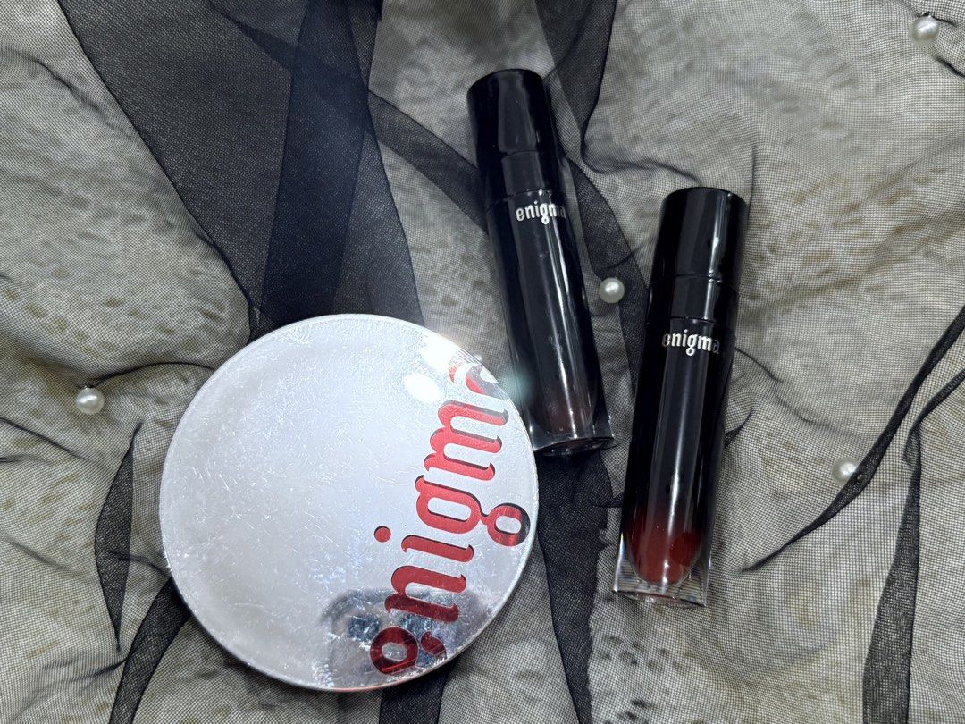 Makeup Bundle 6 (Category: Makeup) located in Batangas. Submitted by skylermikana (Listing ID 1460410458, Image 1). Description: .