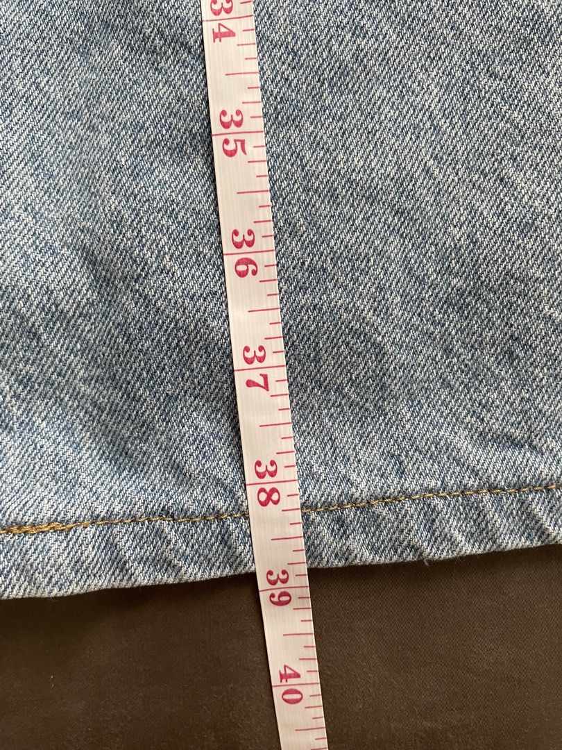 Mango Light Wash Wide Leg Cargo Jeans (Category: Jeans) located in Manila. Submitted by lvdybugs (Listing ID 1460313332, Image 3). Description: - Brand: Mango - Style: Light wash denim jeans - Fit: Wide leg - Features: Cargo pockets on sides, button and zip closure, belt loops - Length: Approximately 38 inches - Size on tag is EUR 32, but can fit upto L - Kindly see last pic for the adjusted length ☺️.