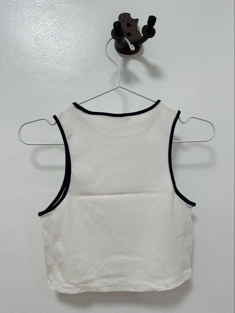 Mango White Tank Top with Dark Blue Outline (Category: Sleeveless) located in Paranaque City. Submitted by kokoclosets (Listing ID 1460474742, Image 2). Description: Never used!.