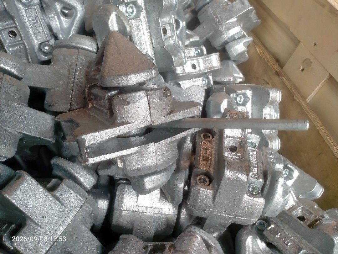 Manual Twistlock for shipping container (Category: Home Improvement Tools & Accessories) located in Manila. Submitted by cde.manila (Listing ID 1460370962, Image 1). Description: New stocks Manual Twistlock Hot dip galvanized Left locking Stocks on hand in Manila warehouse.