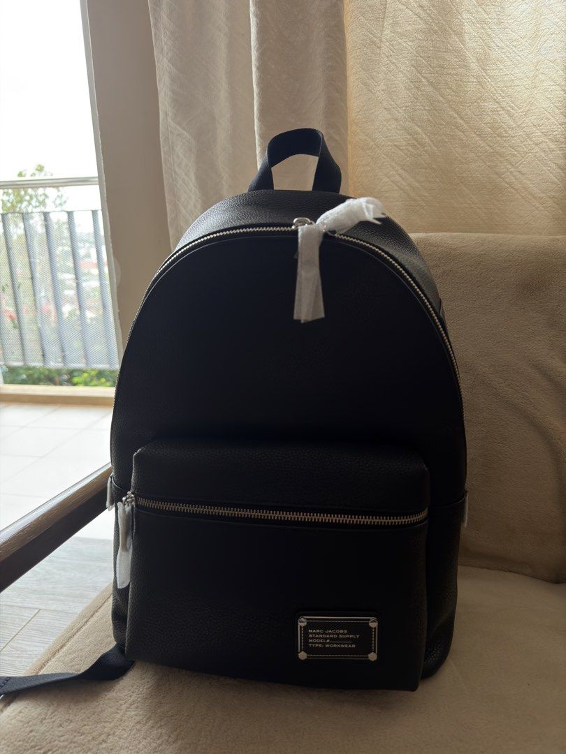 MARC JACOB BACKPACK LARGE (Category: Community) located in Paranaque City. Submitted by kristin_llena (Listing ID 1460366837, Image 1). Description: 💯 original. New. Large size ₱12,800.