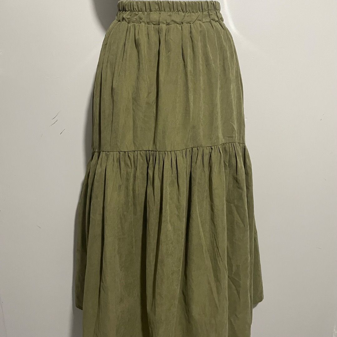 Maxi Army Green Maxi Skirt (Category: Skirts) located in Bacolor. Submitted by chicn_classy (Listing ID 1460367421, Image 3). Description: .
