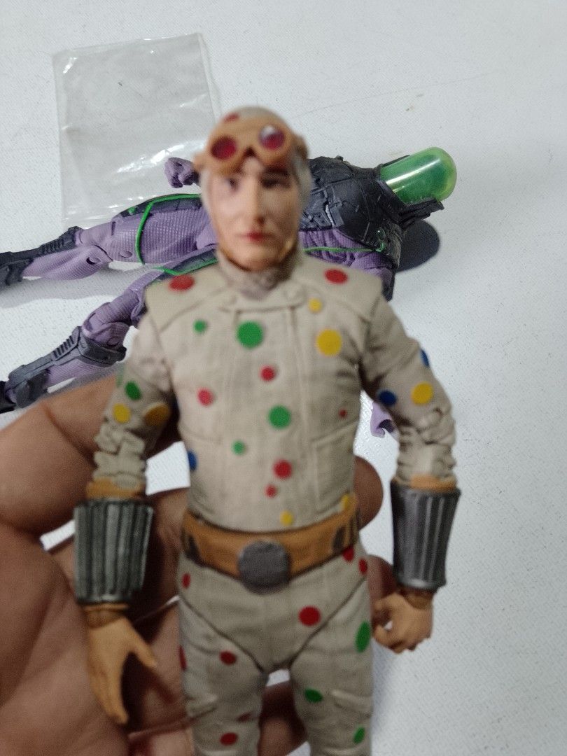 MCF Polka Dot Man Suicide Squad (Category: Figurines & Statues) located in San Pedro. Submitted by verge123 (Listing ID 1460409761, Image 3). Description: loose used pero tight joints never been played authentic Mcfarlane as is bawal sa maselan at maarte.