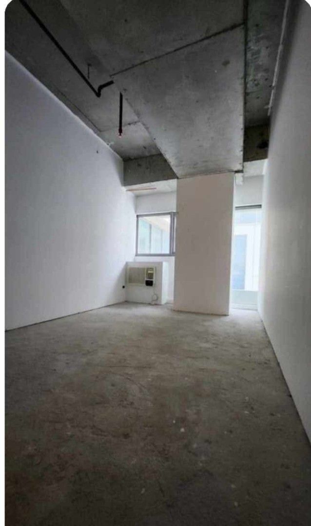 Medical Related Commercial Space (Category: Commercial) located in Manila. Submitted by freelancer.santi (Listing ID 1460438619, Image 2). Description: Commercial Space For Sale or For Lease Centuria Medical Makati Unit 2032 - Bare Unit Commercial Space - Floor Area 28.52 SqM - Medical Related Business Only 3.5M Net Asking Price.