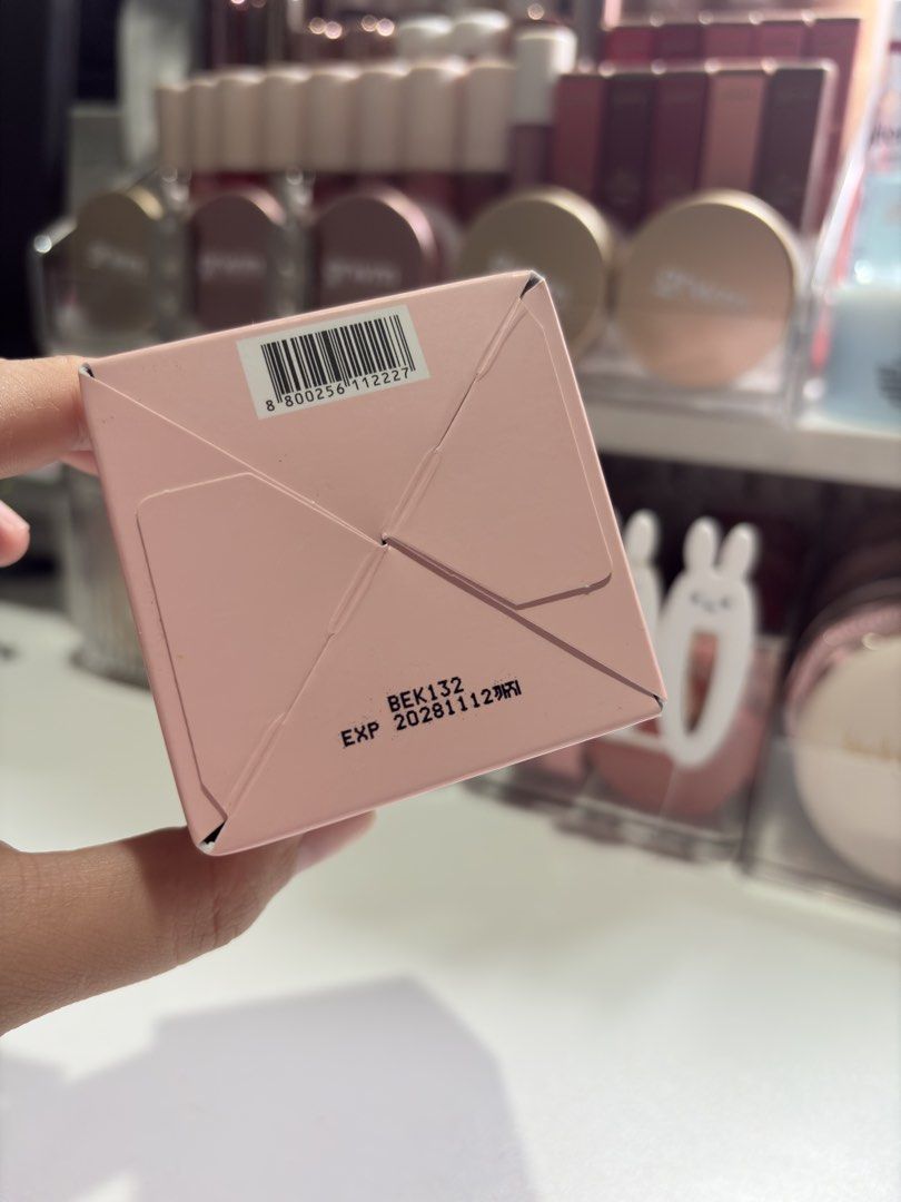 medicube [ Collagen Jelly Cream ] (Category: Face Care) located in Imus. Submitted by skincare_niche (Listing ID 1460444268, Image 2). Description: .