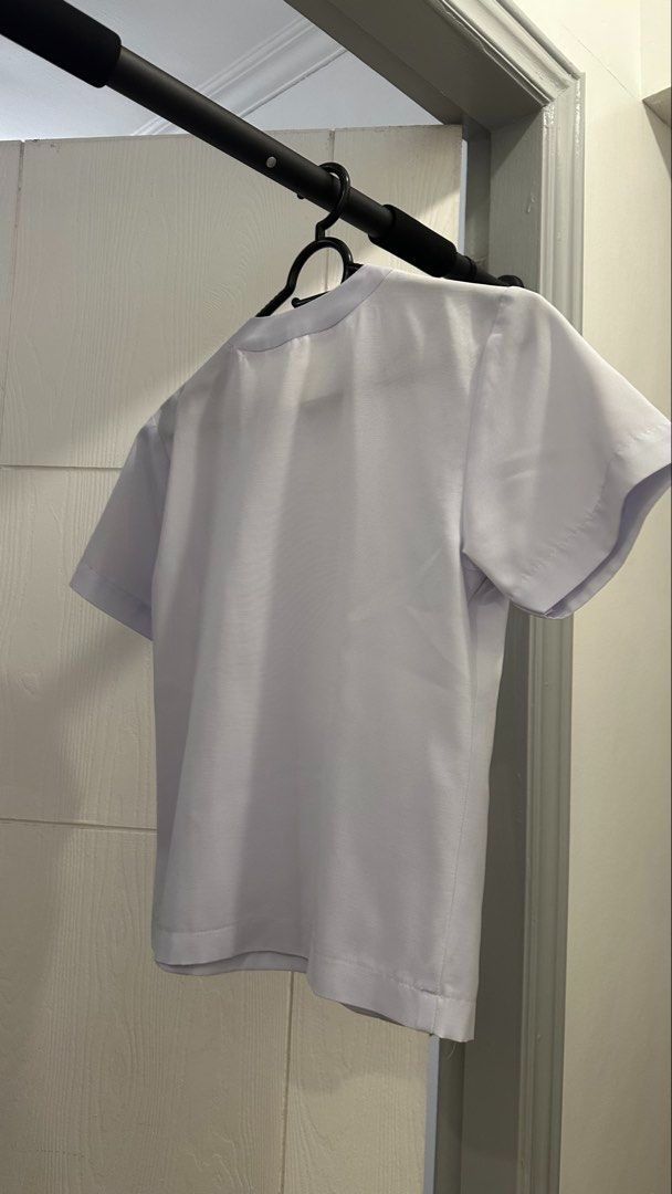 MEDTECH White Uniform Set - Centro Escolar (Category: Sets or Coordinates) located in San Antonio. Submitted by chamcastro13941 (Listing ID 1460462080, Image 3). Description: CEU Medtech Clinical Uniform size Small.