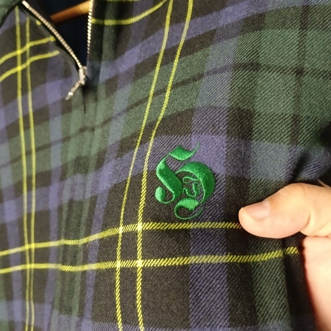 Men's - Bape (Category: Coats, Jackets and Outerwear) located in Bacolod City. Submitted by drop.ph (Listing ID 1460419667, Image 3). Description: Vintage Bape - Wool Authentic *Size M - 22.5x25 *Excellent cloth *1 small hole (di tagos, may lining sa loob) *Price: 2,500php *Add SF if outside Bacolod City.