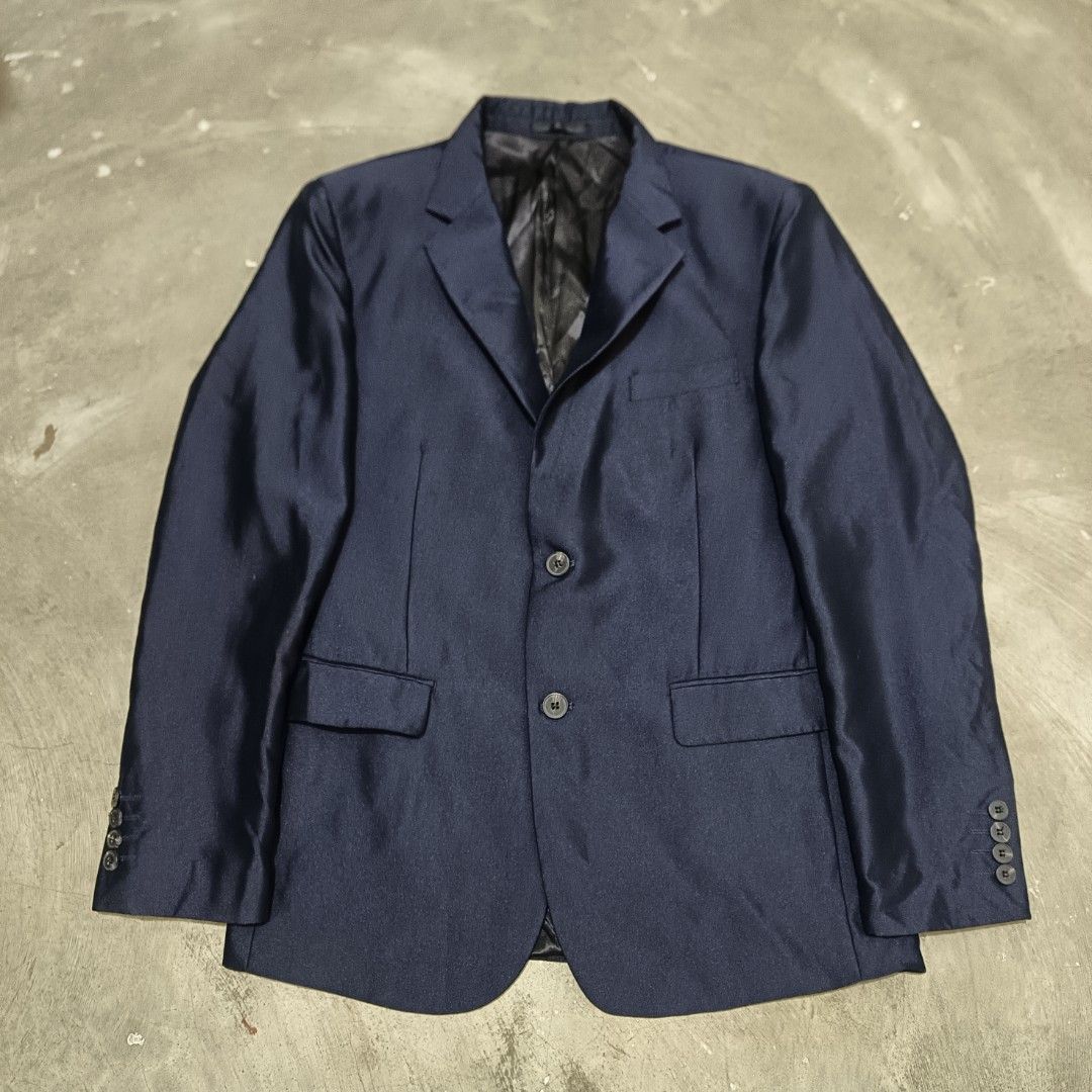 Men's Navy Blue Blazer Jacket (Category: Coats, Jackets and Outerwear) located in Abucay. Submitted by gibzzz123 (Listing ID 1460409097, Image 2). Description: • All items are ON HAND and ready to be shipped/picked up. • Items are preloved/ukay, so please expect minimal signs of usage unless stated otherwise. • No major issues — good condition unless otherwise indicated in the listing. • Actual color may slightly vary due to lighting and screen s