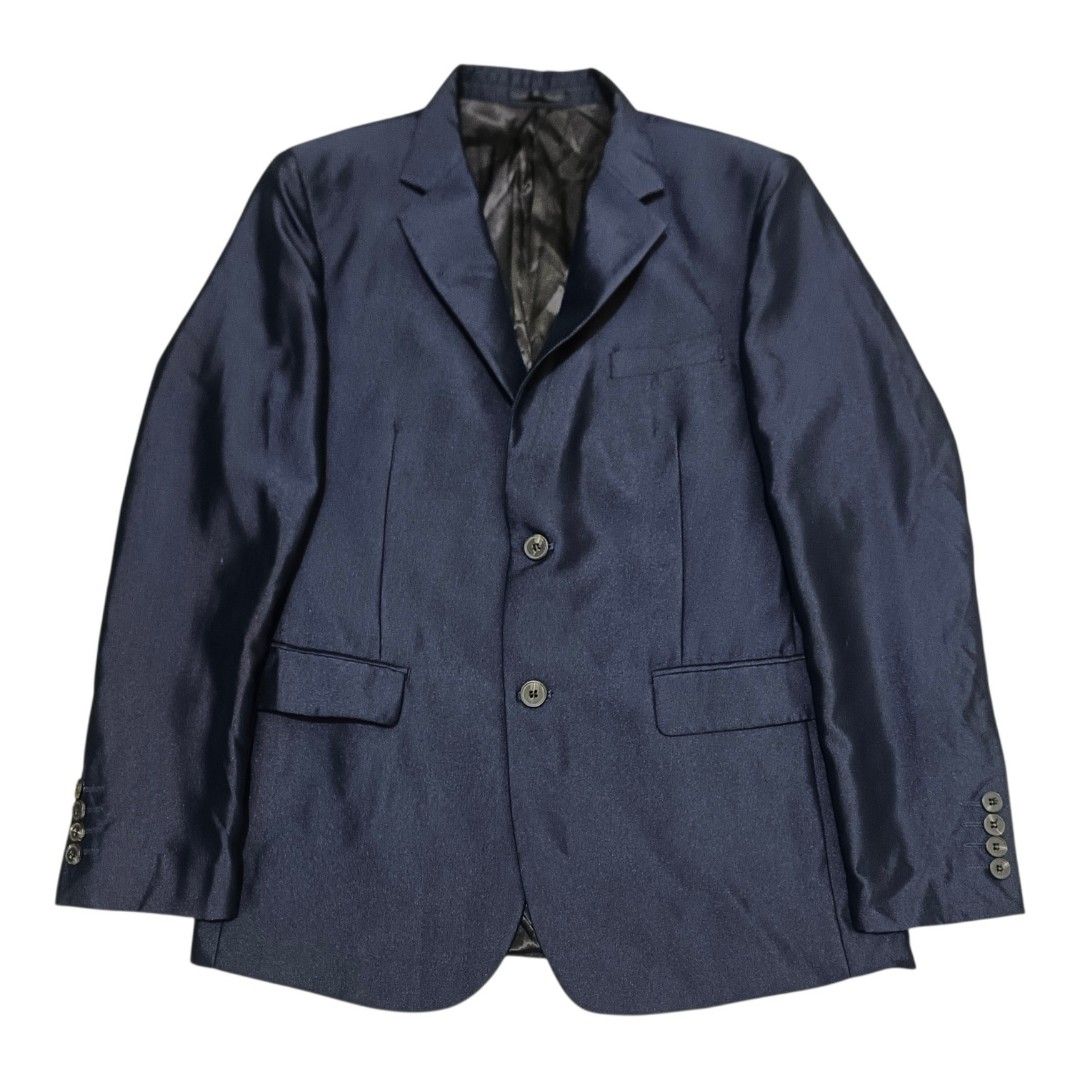 Men's Navy Blue Blazer Jacket (Category: Coats, Jackets and Outerwear) located in Abucay. Submitted by gibzzz123 (Listing ID 1460409097, Image 1). Description: • All items are ON HAND and ready to be shipped/picked up. • Items are preloved/ukay, so please expect minimal signs of usage unless stated otherwise. • No major issues — good condition unless otherwise indicated in the listing. • Actual color may slightly vary due to lighting and screen s