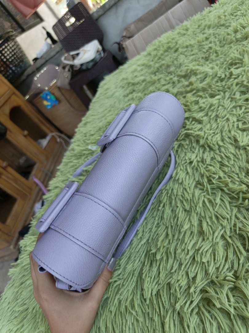 Merimies lavender sling bag (Category: Cross-body Bags) located in Manila. Submitted by ukay-ukaybylyn (Listing ID 1460307386, Image 3). Description: good as new💯 wala ako masabi napaka pretty😘.