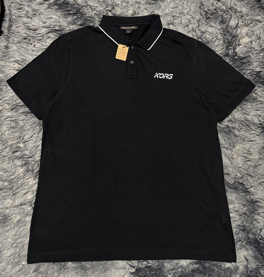 MICHAEL KORS (Category: Luxury Apparel) located in Legazpi City. Submitted by thesource052 (Listing ID 1460492508, Image 1). Description: MICHAEL KORS LARGE WIDTH:21-22” LENGTH: 29” GOOD AS NEW NOT THRIFTED. Pm.