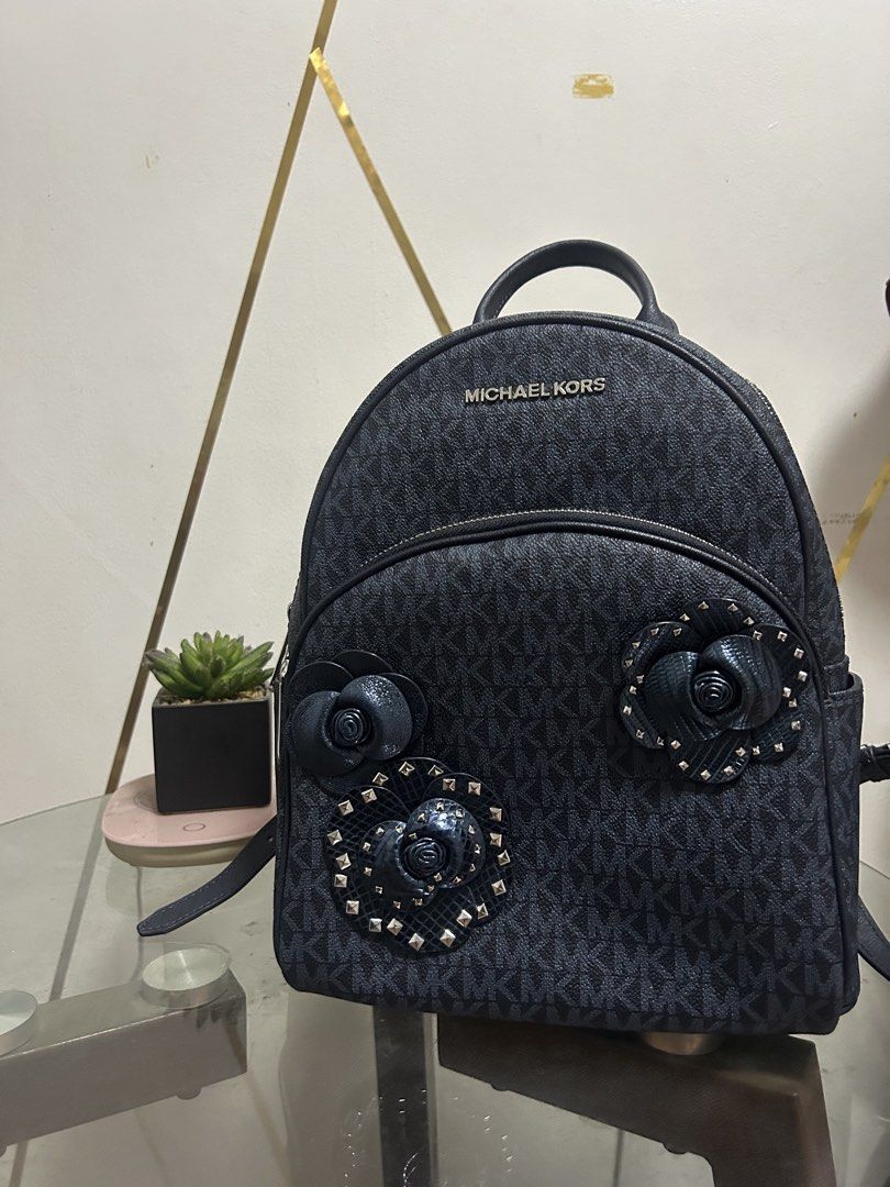 MICHAEL KORS ABBEY MEDIUM FLORAL APPLIQUE BACKPACK. (Category: Backpacks) located in Dasmarinas. Submitted by tokyo4 (Listing ID 1460476540, Image 1). Description: No tote bag included .